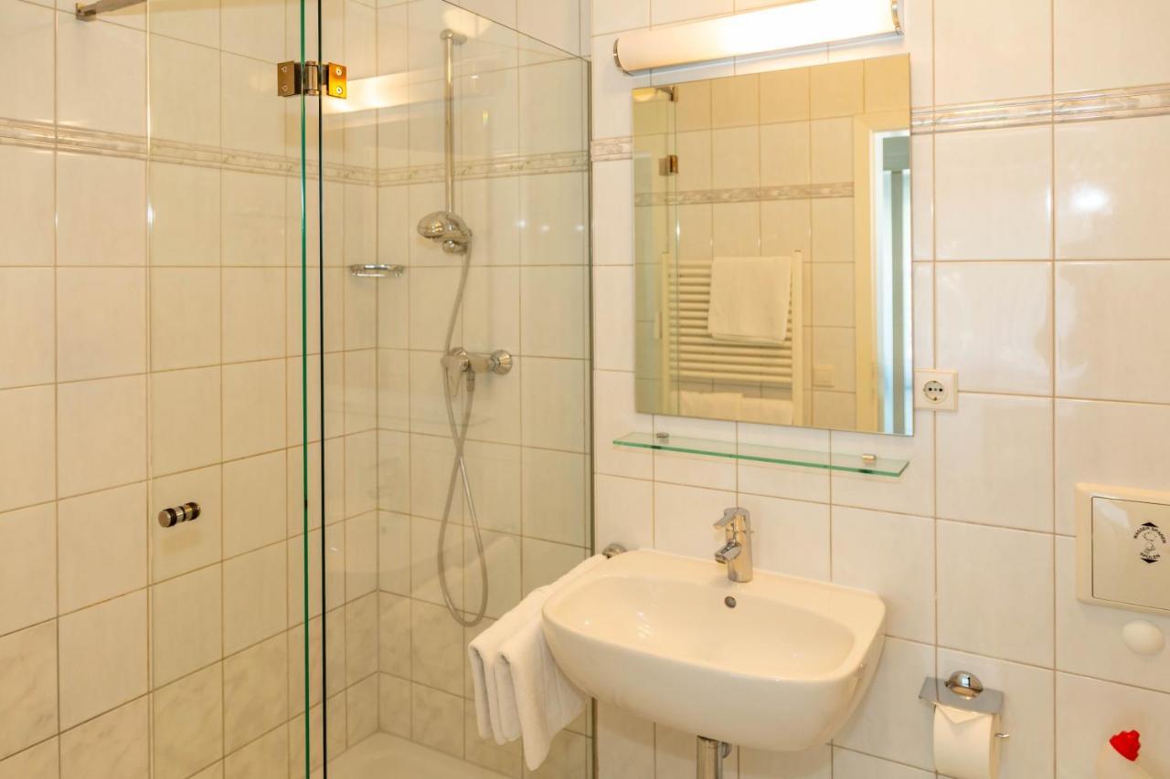 Apartment Astra Zempin Eksteriør billede