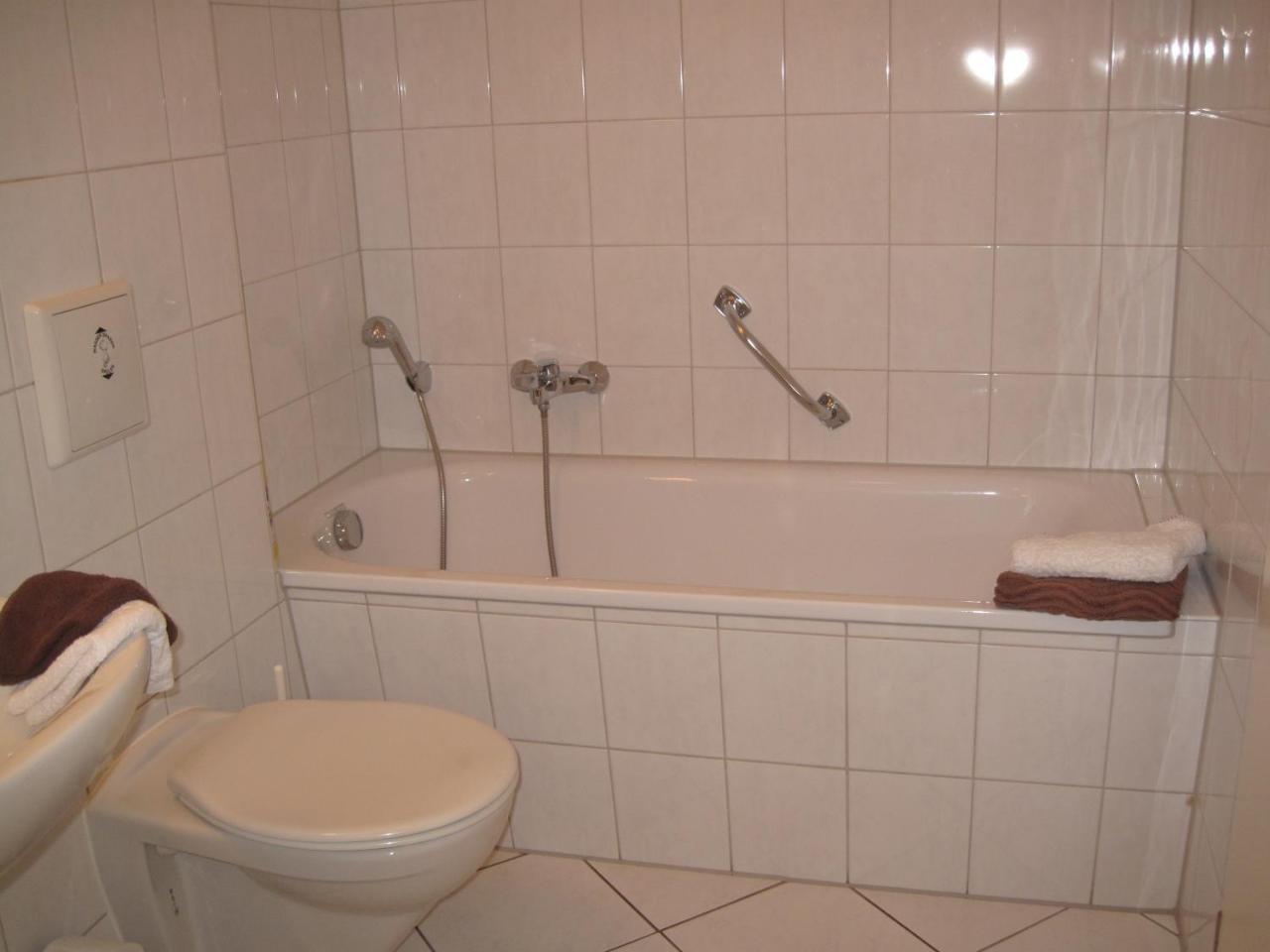 Apartment Astra Zempin Eksteriør billede